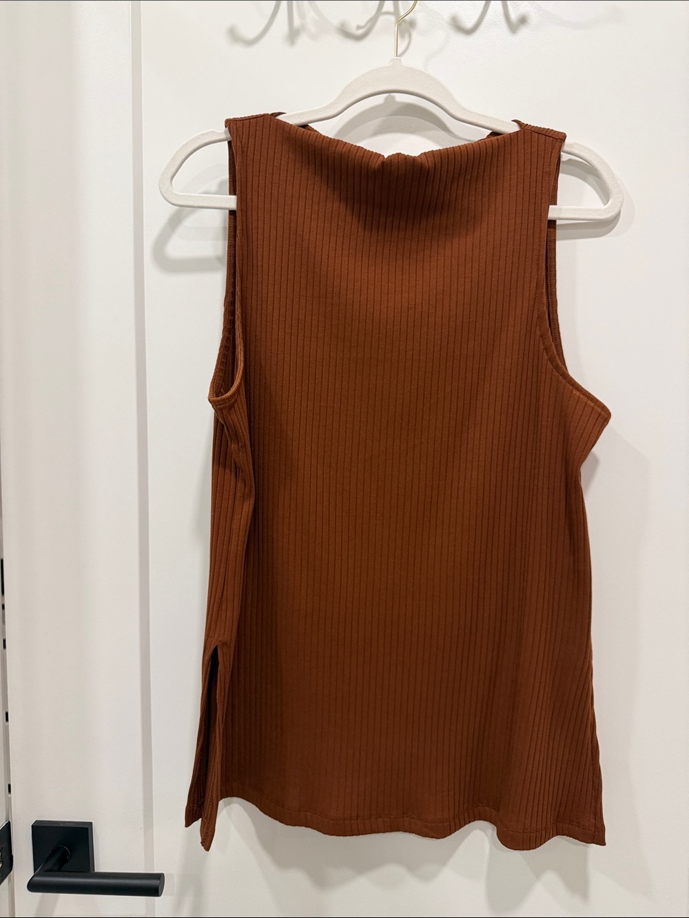 Old Navy Ribbed Tank Top - Rust